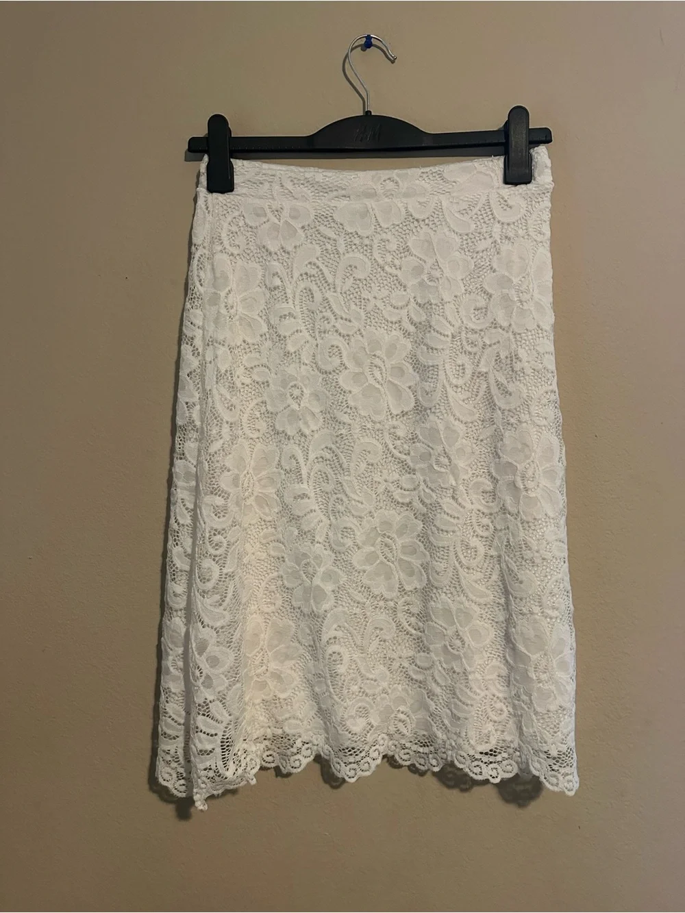 Women's White Lace Midi Skirt - Floral A-Line - Picture 2 of 3